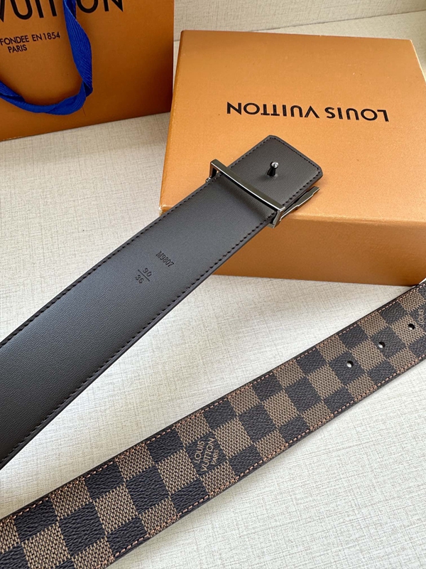 激安ルイヴィトンベルト内部構造